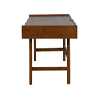 Bureau avec prises intégrées