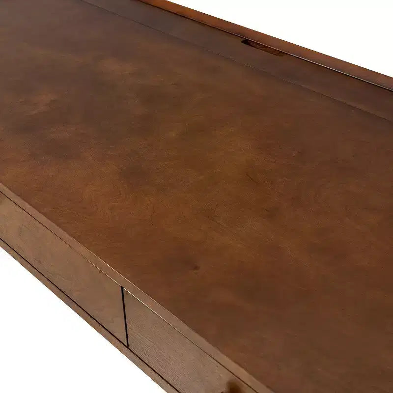Bureau avec prises intégrées