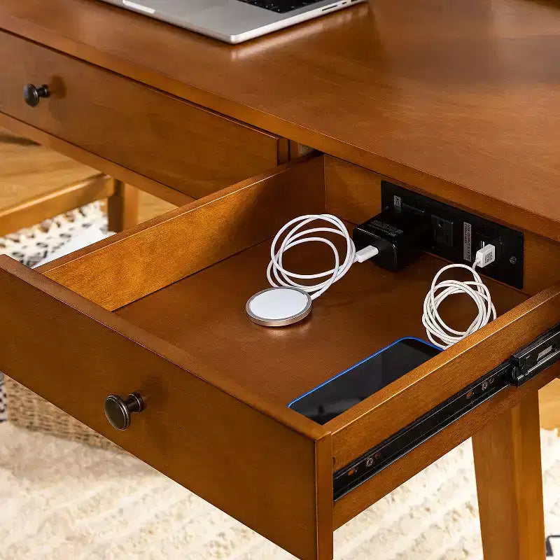 Bureau avec prises intégrées
