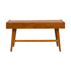 Bureau avec prises intégrées