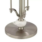 Table d'appoint ronde moderne en métal, 20 po de large, nickel brossé, plateau en verre transparent, accents en marbre pour salon, chambre, chevet, entrée